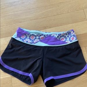 Lululemon Athletica Black and Purple Athletic Shorts with Patterned Waistband
